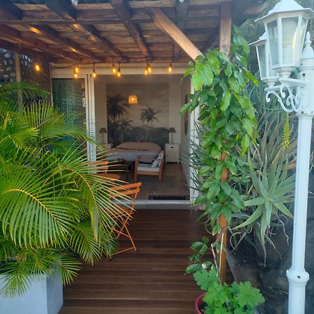 Au Claire De L'Eau Apartment Сен-Лу Екстериор снимка