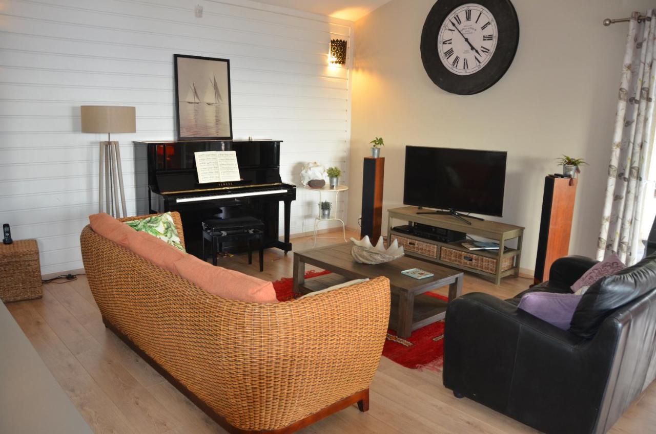 Au Claire De L'Eau Apartment Сен-Лу Екстериор снимка
