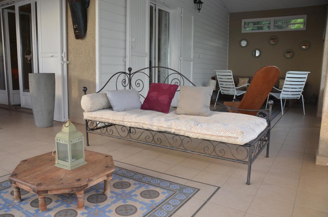 Au Claire De L'Eau Apartment Сен-Лу Екстериор снимка