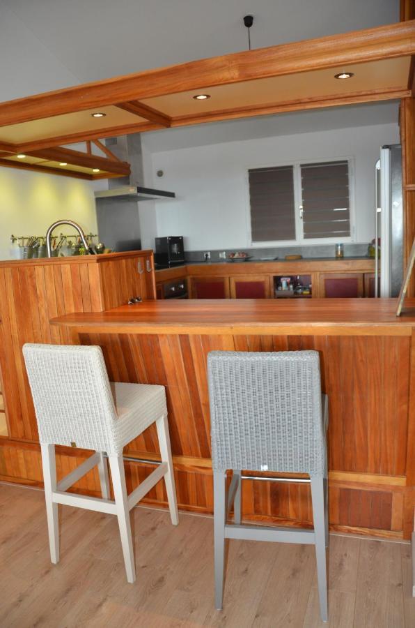 Au Claire De L'Eau Apartment Сен-Лу Екстериор снимка