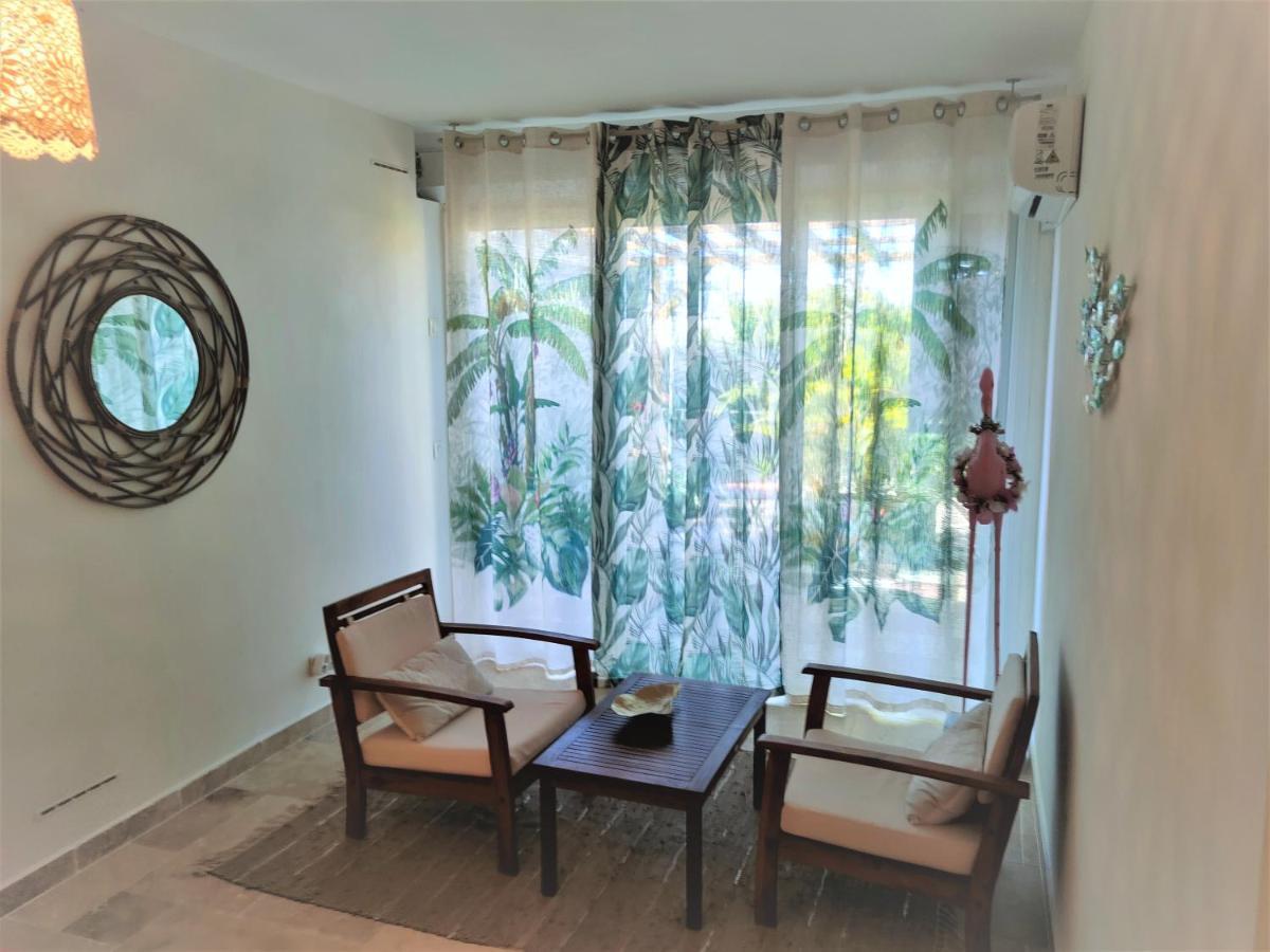 Au Claire De L'Eau Apartment Сен-Лу Екстериор снимка